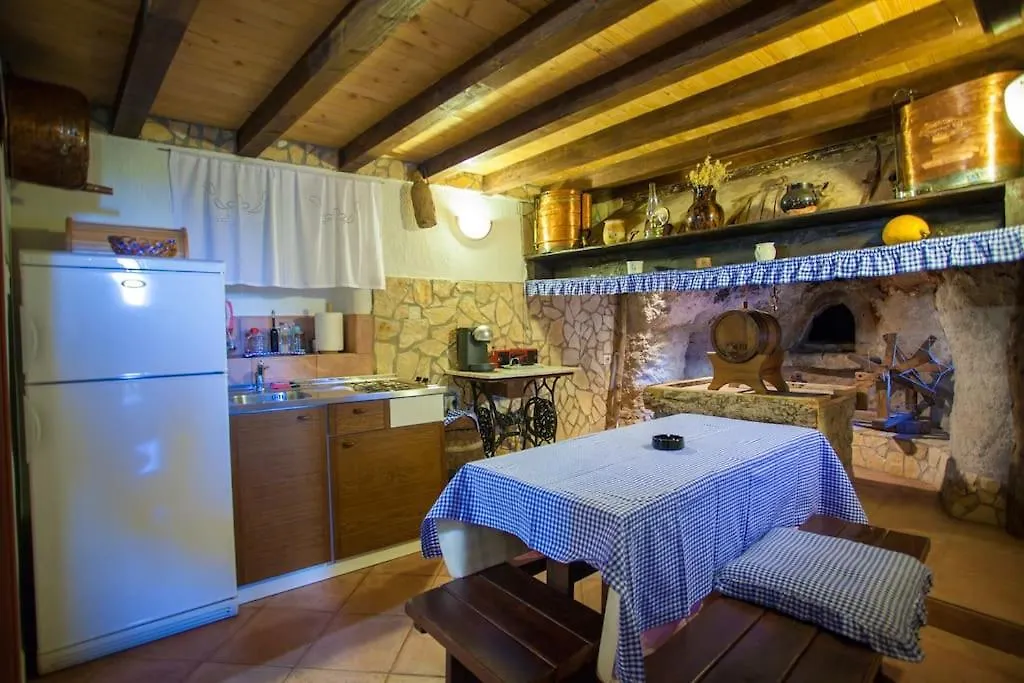 Holiday home Antique House Orlec Villa
