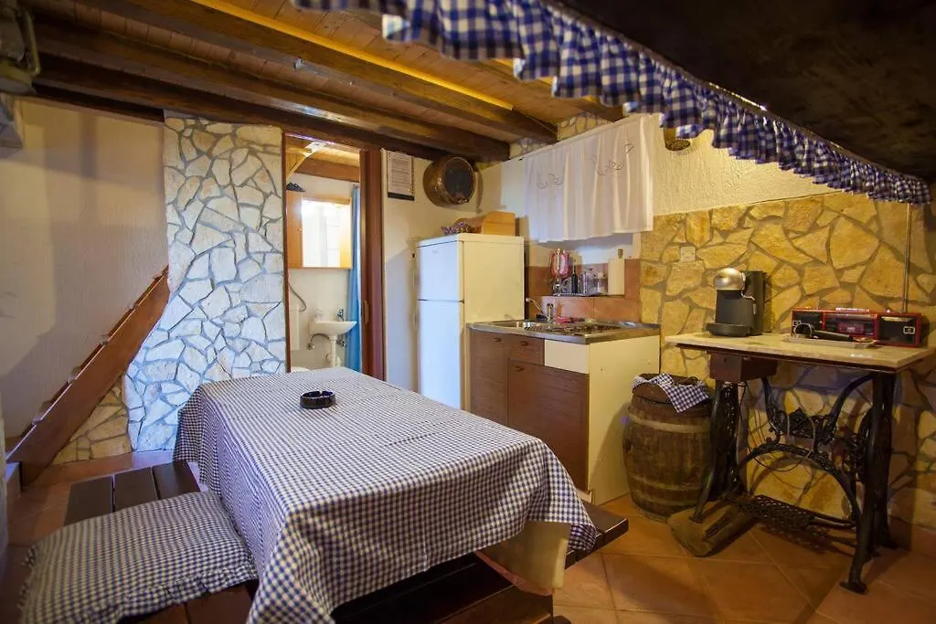 Holiday home Antique House Orlec Villa